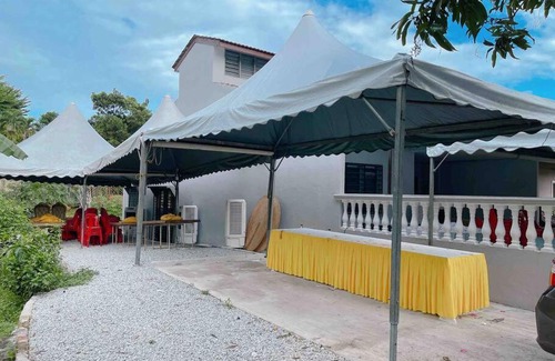 Cheras House | Cheerful 27 Home with BBQ grill