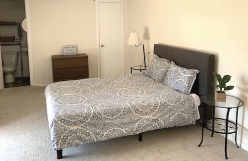 North Long Beach House | Cheerful 3 bd/2ba Long Beach Home - 20 min Disney