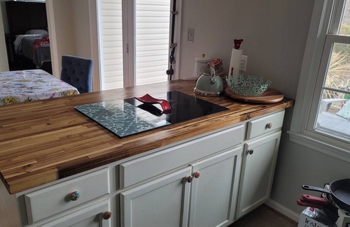 Woodbridge House | Cheerful 4-bedroom home with backyard and pet friendly.