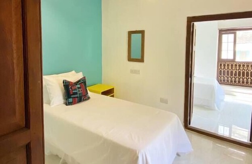 Stone Town House | Cheerful central townhouse with private balcony