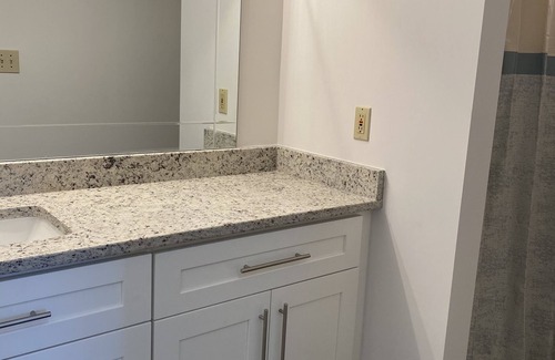 Cherry Grove Beach Condo | Cheerful, Comfortable Condo - Close to the Beach!
