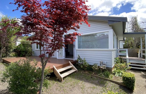Katoomba Cottage | Cheerful Mountain Cottage, 'Lynette'