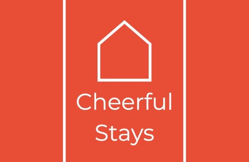 Arrochar House | Cheerful Stays: 4 Bedroom Cottage in Arrochar