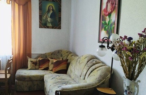 Vishnevets House | Cheerful Ukraine Farm and Garden House in Ternopil