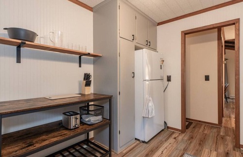 Deep Gap Cabin | Cheery on Top! WIFI - Dogs Ok - 2Fireplaces