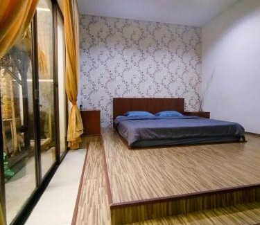 Surabaya House | Cheery Room 101