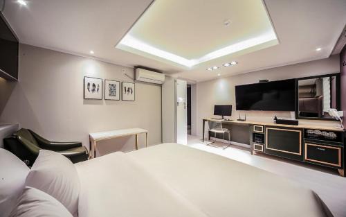 Busanjin Hotel | Cheese Hotel Seomyeon