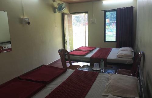 Timbholi Hotel | Cheetah Farms Jungle Stay