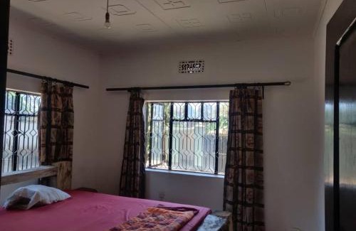Arusha House | CHEETAH HUT