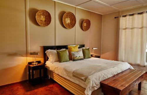 Ladysmith Cabin | Cheetah Ridge Lodge