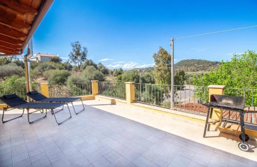 Cardedu House | Chelu & Mare con terrazza e vista panoramica