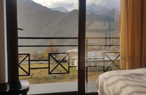 Stepantsminda Hotel | Chemodann Kazbegi