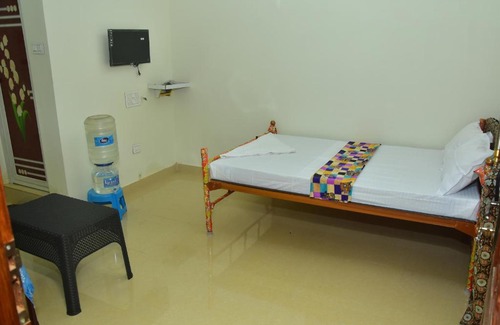 Tiruchendur House | Chendur Home Stay