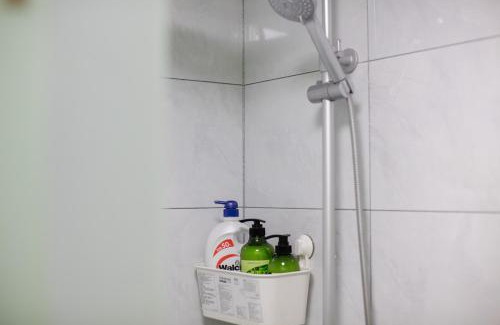 Chenghua Apartment | Chengdu Chenghua·Giant Panda Breeding Base Locals Apartment 00149350