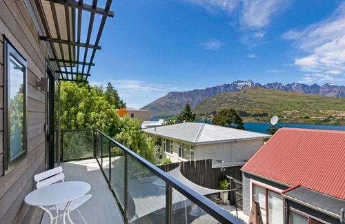 Queenstown Cottage | Cherie's View 2 - Queenstown Holiday Unit