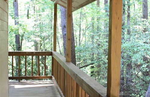 Sautee Nacoochee Cabin | Cherokee Ridge 6 - 3rd Night Free! See Details Below.