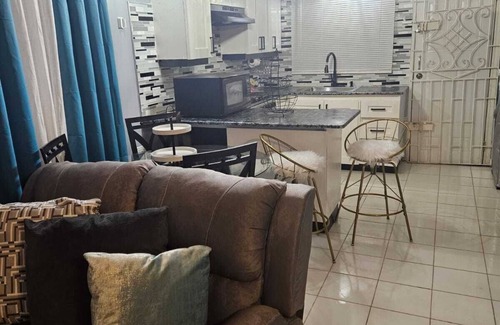 Falmouth House | Cherr-ific Getaway Villa