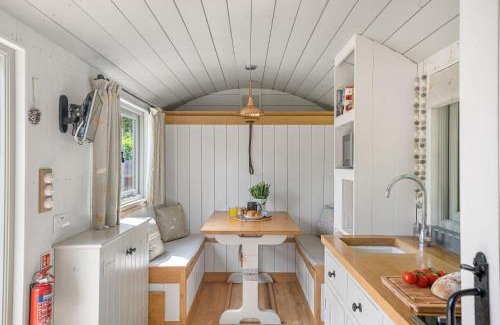 Kenn House | Cherry Blossom, Devon Hideaways