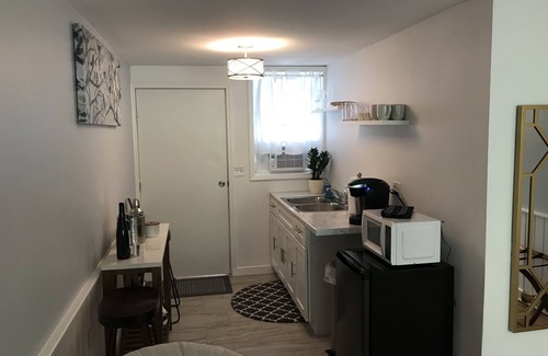 Hector Apartment | Cherry Blossom Hill, completely renovated and newly decorated