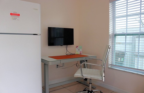 Sulphur Springs Apartment | Cherry Blossom Suite