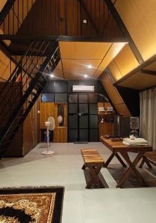 Kunnamangalam Ski Chalet | Cherry Blossoms Chalet