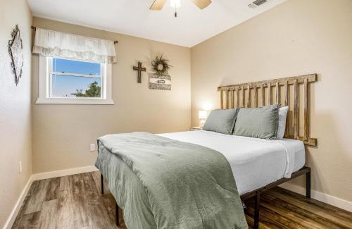 Fredericksburg House | Cherry Mountain Manor
