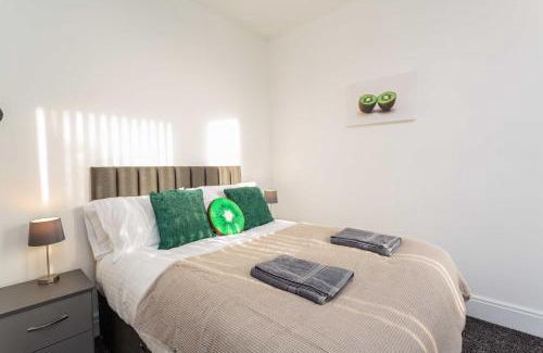 South Shore Apartment | Cherry Property - Kiwi Suite