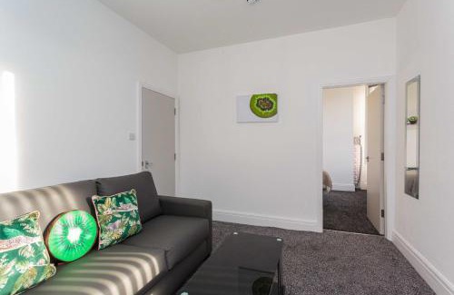 South Shore Apartment | Cherry Property - Kiwi Suite