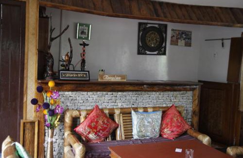 Geyzing House | Cherry Resort