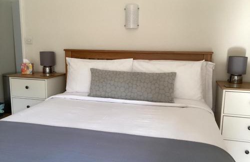 Chipping Norton House | Cherry Tree Cottage in idyllic Cotswold village