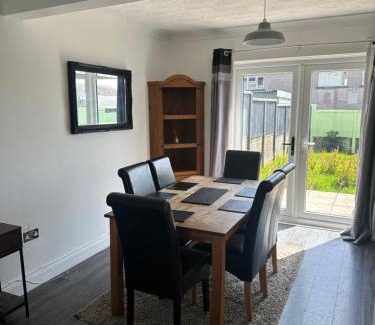Milford Haven House | Cherry Tree