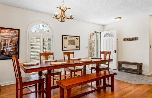 Black Mountain House | Cherry Tree Lodge