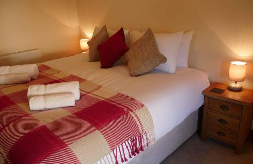 Hay on Wye House | Cherry Trees - 2 bedrooms -Pets Ok - woodburner
