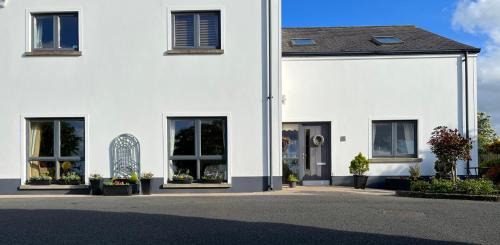 Hilltown House | Cherryvale 3 bedroom 6 person holiday home