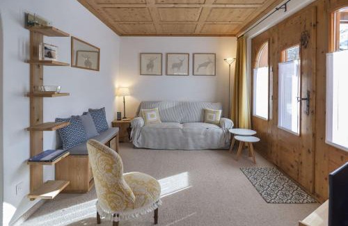 La Punt-Chamues-ch Apartment | Chesa Aurora - La Punt