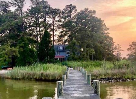 Woolford House | Chesapeake Waterfront - 7BR 5BA - Beach Pool Dock