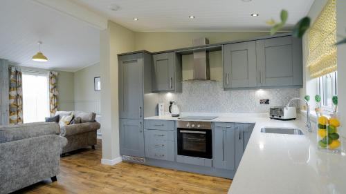 Bexhill-on-Sea Cabin | Chestnut Meadow Country Park