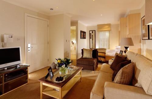 Cordwainer Apartment | Cheval Calico House