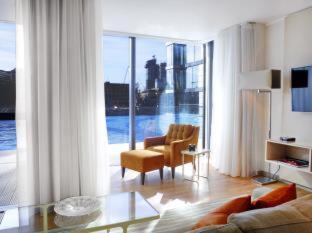 Tower Hill Apartment | Cheval Three Quays at The Tower of London