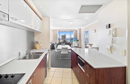 Surfers Paradise Apartment | Chevron Renaissance Ocean View