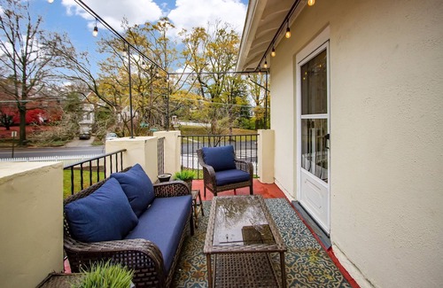 Northwest House | Chevy Chase 1920 charm 4 luxury bedrooms Spanish colonial close to everything,
