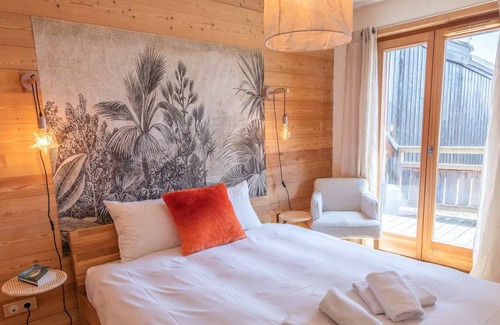 Viel-Alpe Apartment | Chez Annie- 2 Bedroom with private garage close to all commodities and skiing