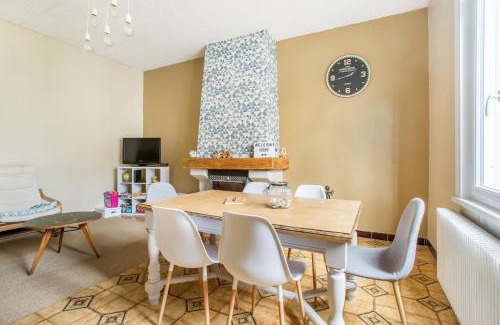 Angres House | Chez Charlotte