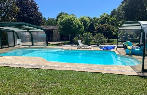 La Celle-sous-Gouzon House | Chez Christelle et Halim à 15 minutes de Saint-Emilion