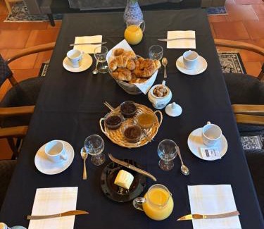 La Celle-sous-Gouzon House | Chez Christelle et Halim à 15 minutes de Saint-Emilion