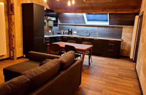 Ath Apartment | Chez Claude appartement cozy climatisé pour 4 personnes tout confort