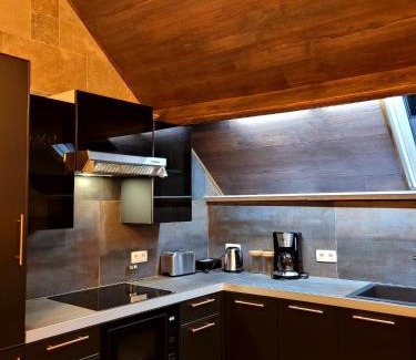 Ath Apartment | Chez Claude appartement cozy climatisé pour 4 personnes tout confort