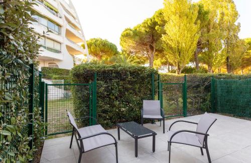 La Petite Motte Apartment | Chez Erika - Magnifique T2 climatisé avec parking privé à quelques mètres des plages