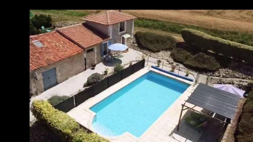 Courgeac Villa | Chez Goret Gites - Gite Skippy Couples only