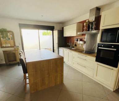 Montargis Apartment | Chez Hélène et Jérémy